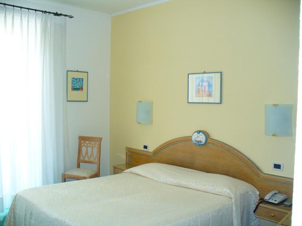 Hotel La Marticana 伊斯基亚 客房 照片