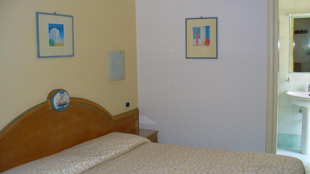 Hotel La Marticana 伊斯基亚 客房 照片