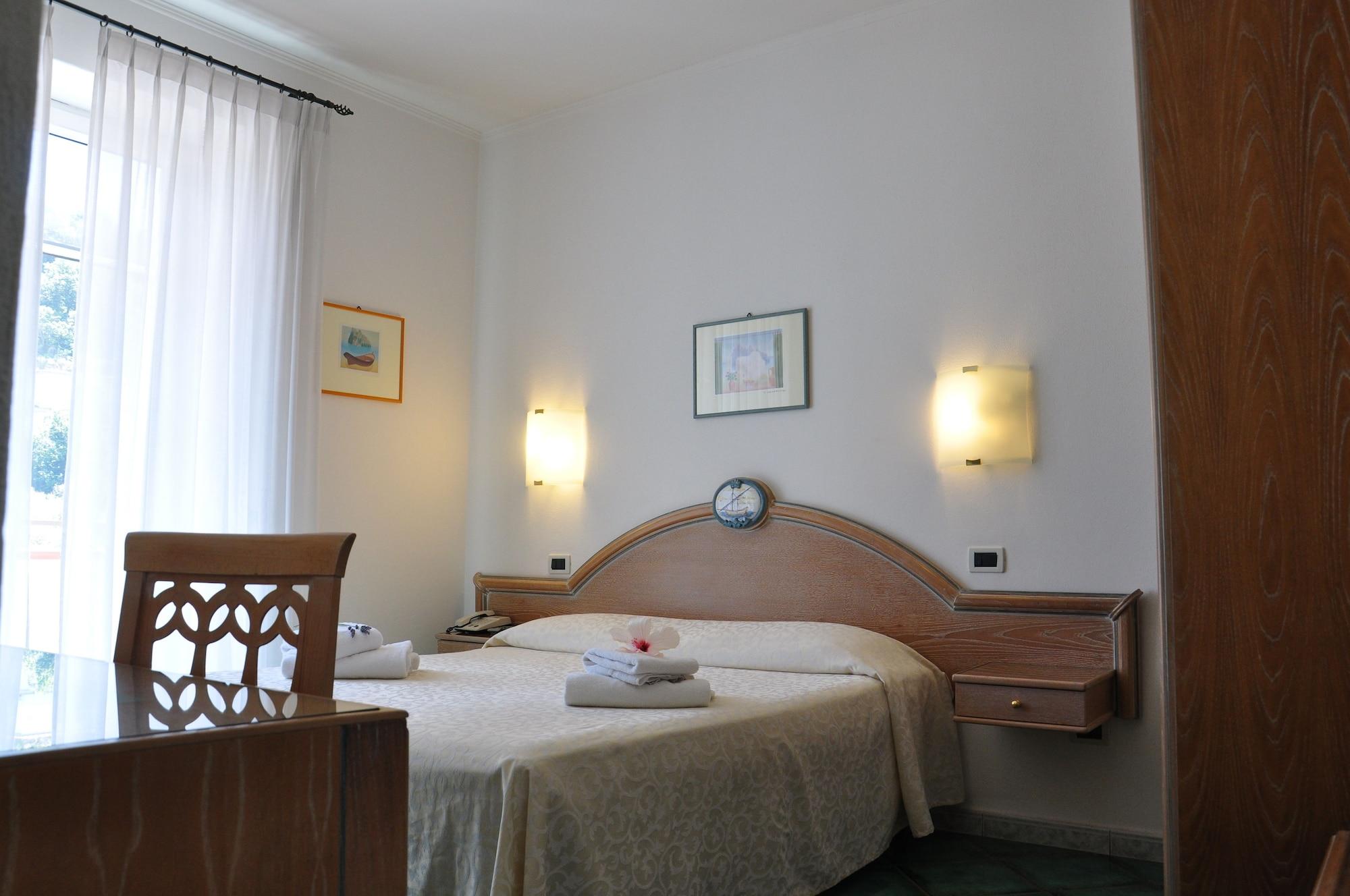 Hotel La Marticana 伊斯基亚 外观 照片